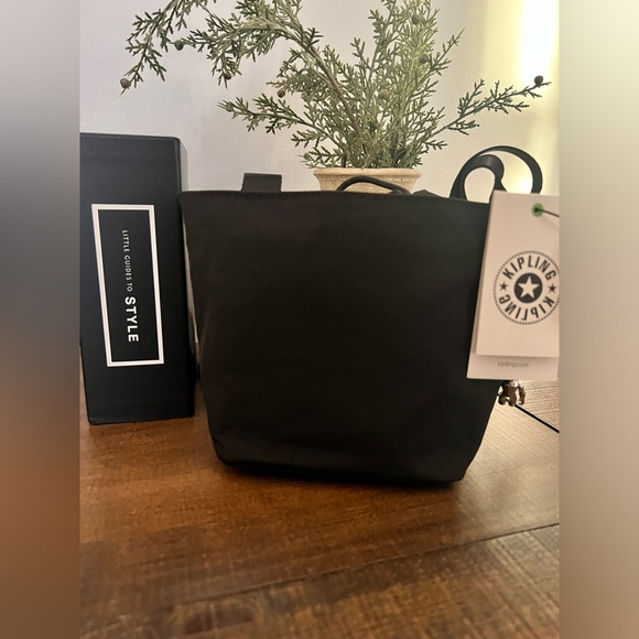 Kipling Alina Crossbody - Picture 3 of 7